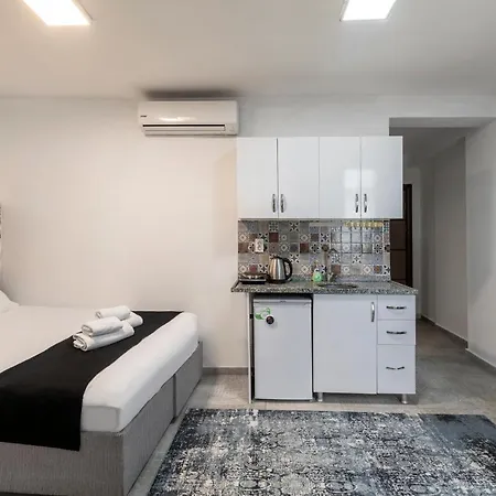 Apartment Cozy & Comfy Studio At Beyoglu - 11 Istanbul
