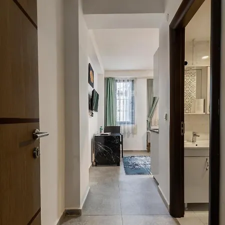 Cozy & Comfy Studio At Beyoglu - 11 *