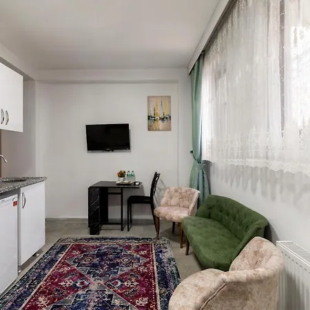 Апартаменты Cozy & Comfy Studio At Beyoglu - 11 *